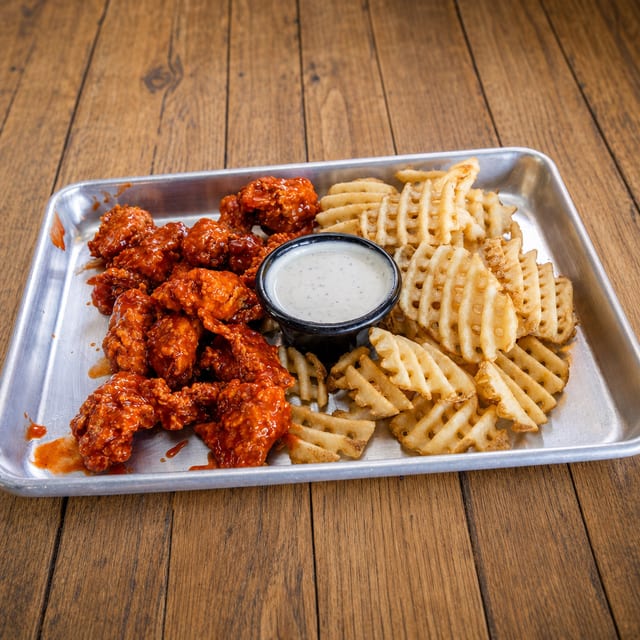 Boneless Wings (10 Pieces).
