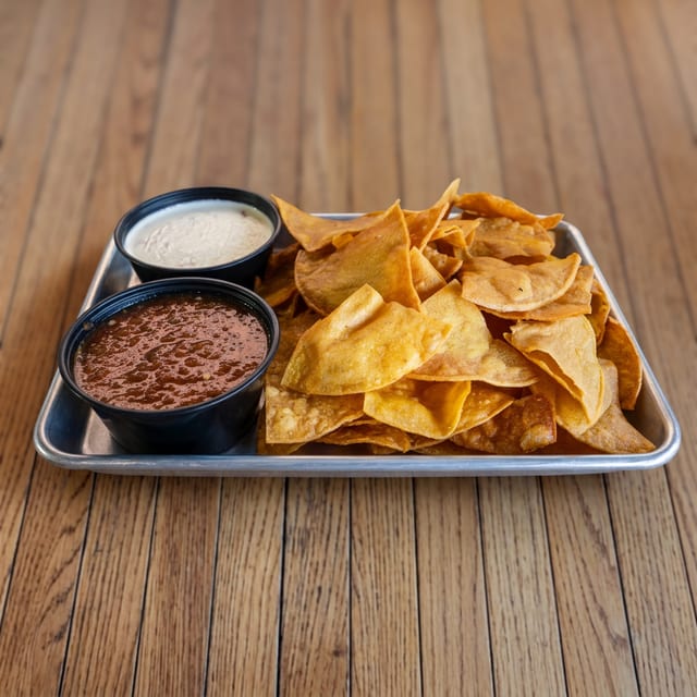 Chips & Queso.