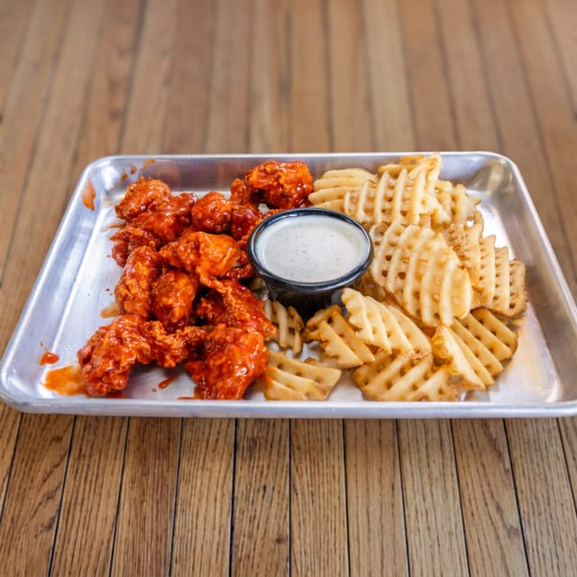 Boneless Wings (10 Pieces).